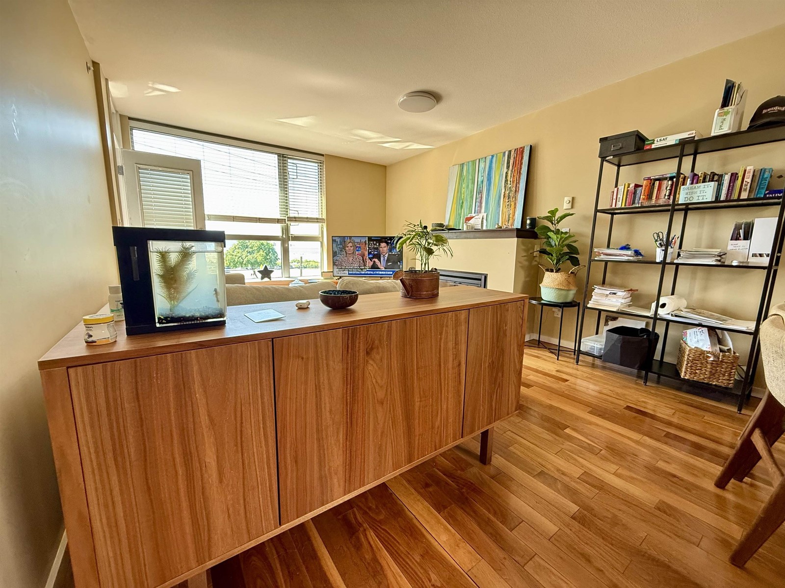 311 15777 Marine Drive, White Rock, British Columbia  V4B 1E5 - Photo 6 - R2998055