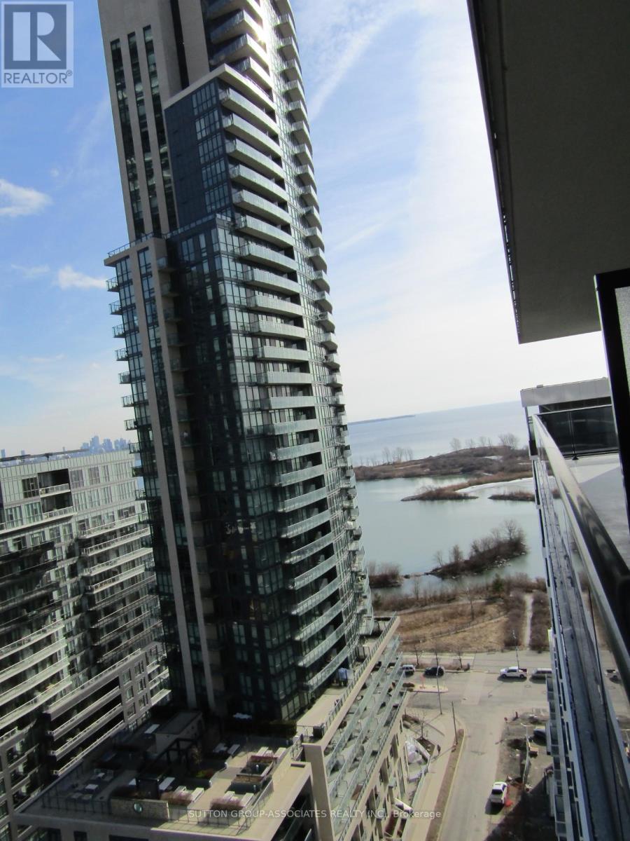 1803 - 70 ANNIE CRAIG DRIVE, Toronto, Ontario