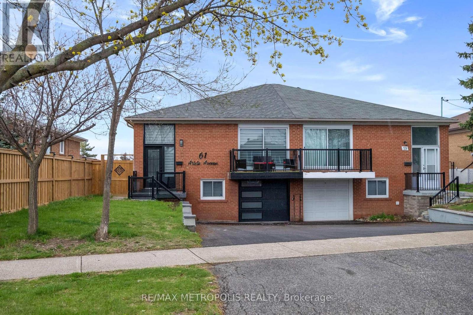 61 ARLETA AVENUE, toronto (glenfield-jane heights), Ontario