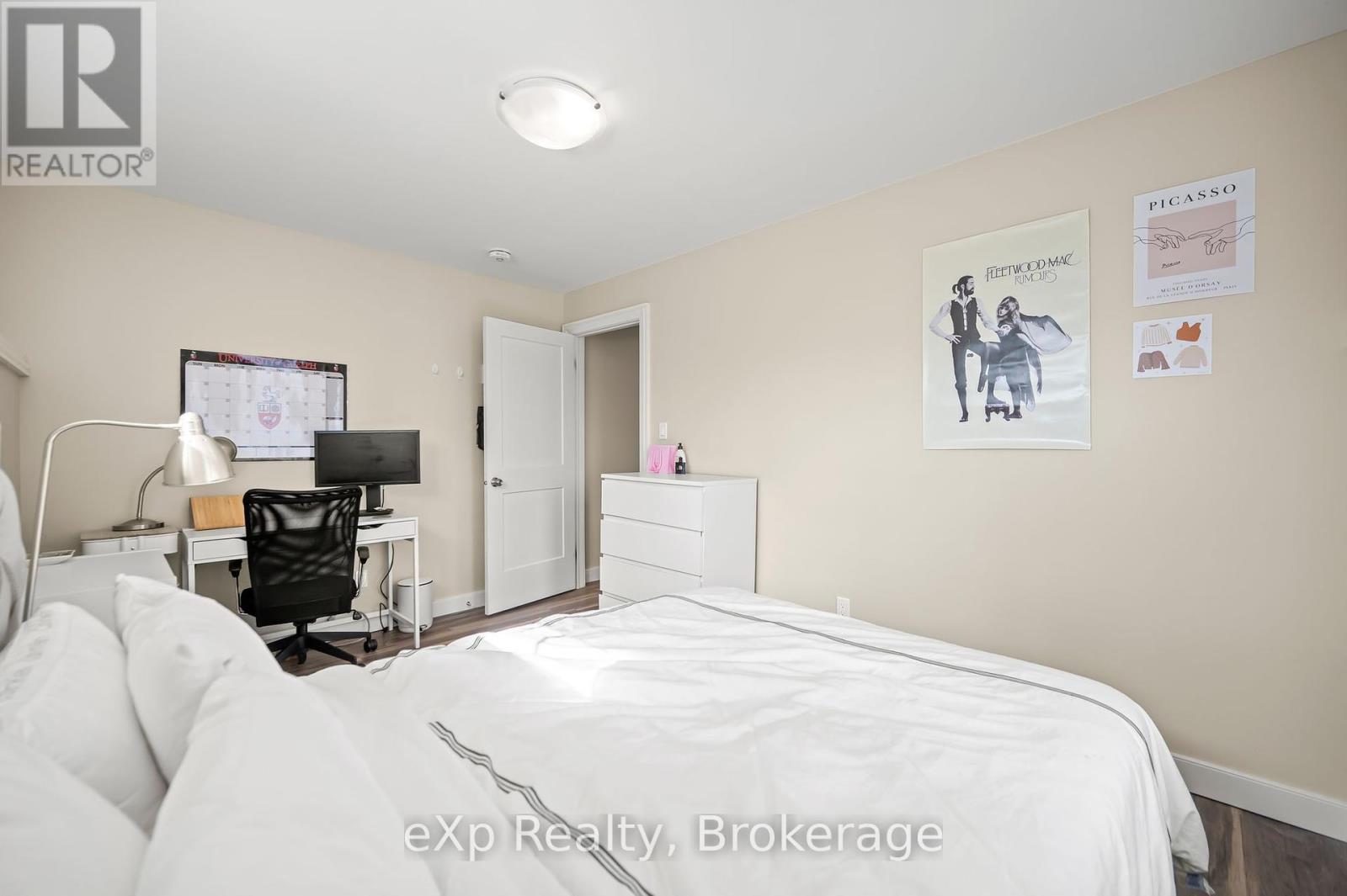 51 College Avenue W, Guelph, Ontario  N1G 1R8 - Photo 12 - X12112317