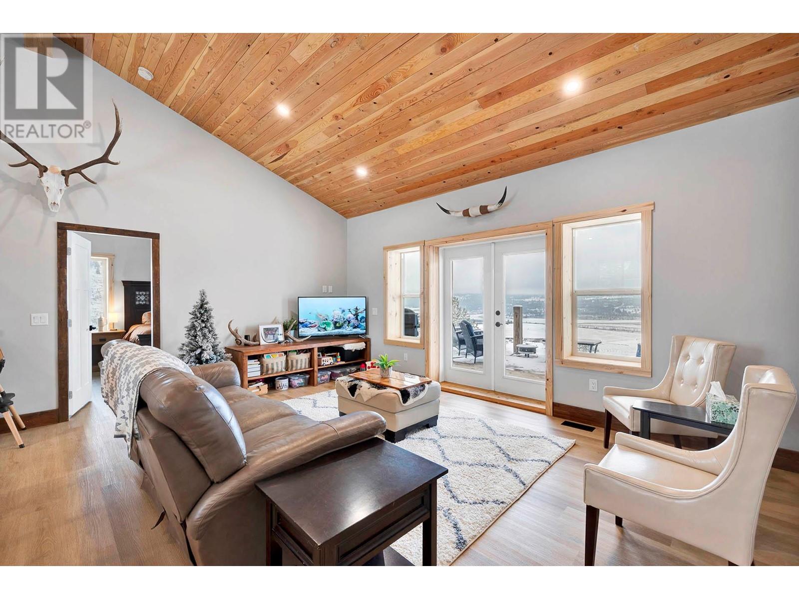 4688 Whiskers Hill Road, Pritchard, British Columbia  V0E 2P0 - Photo 17 - 10346223
