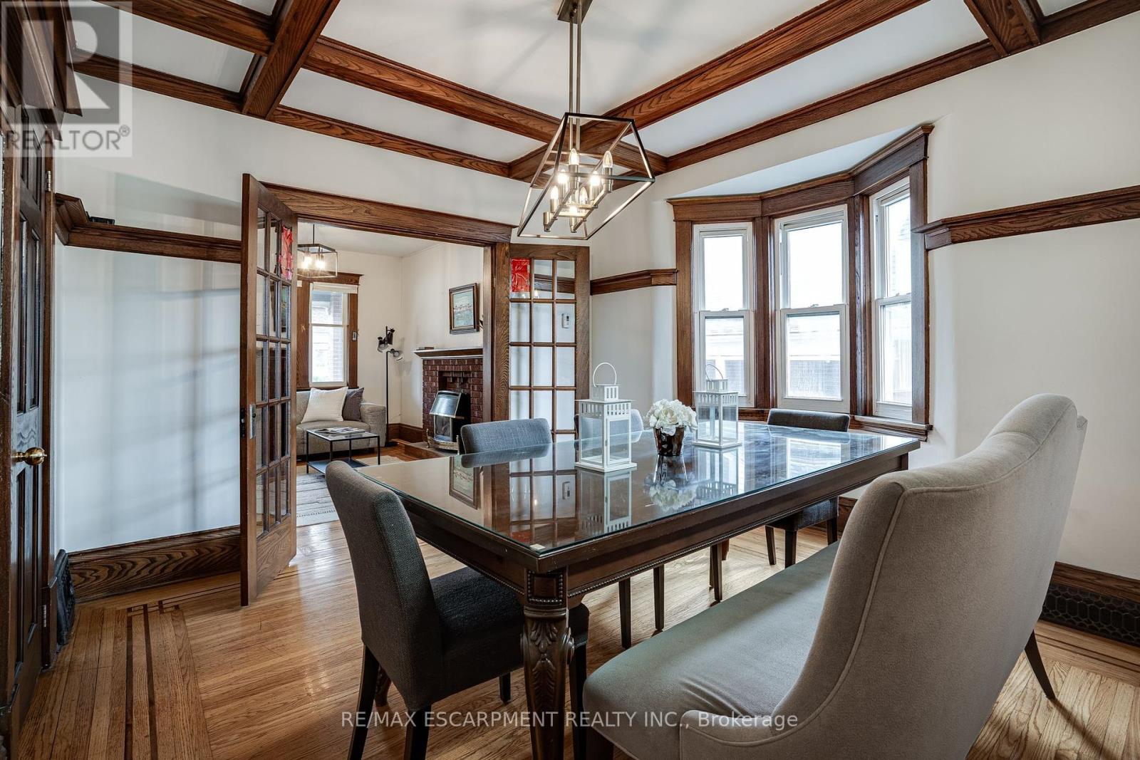 64 South Oval Street, Hamilton, Ontario  L8S 1P8 - Photo 12 - X12125871
