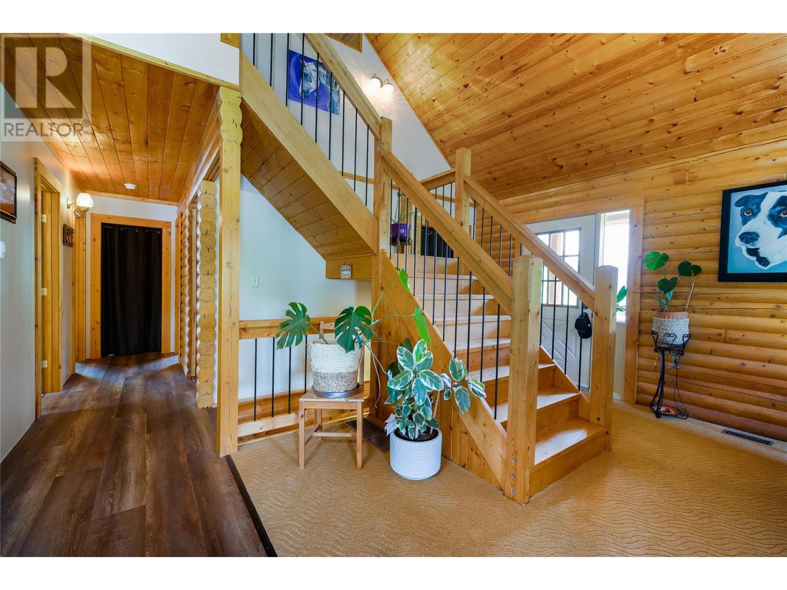 102 Gibson Road, Lumby, British Columbia  V0E 2G1 - Photo 12 - 10346384