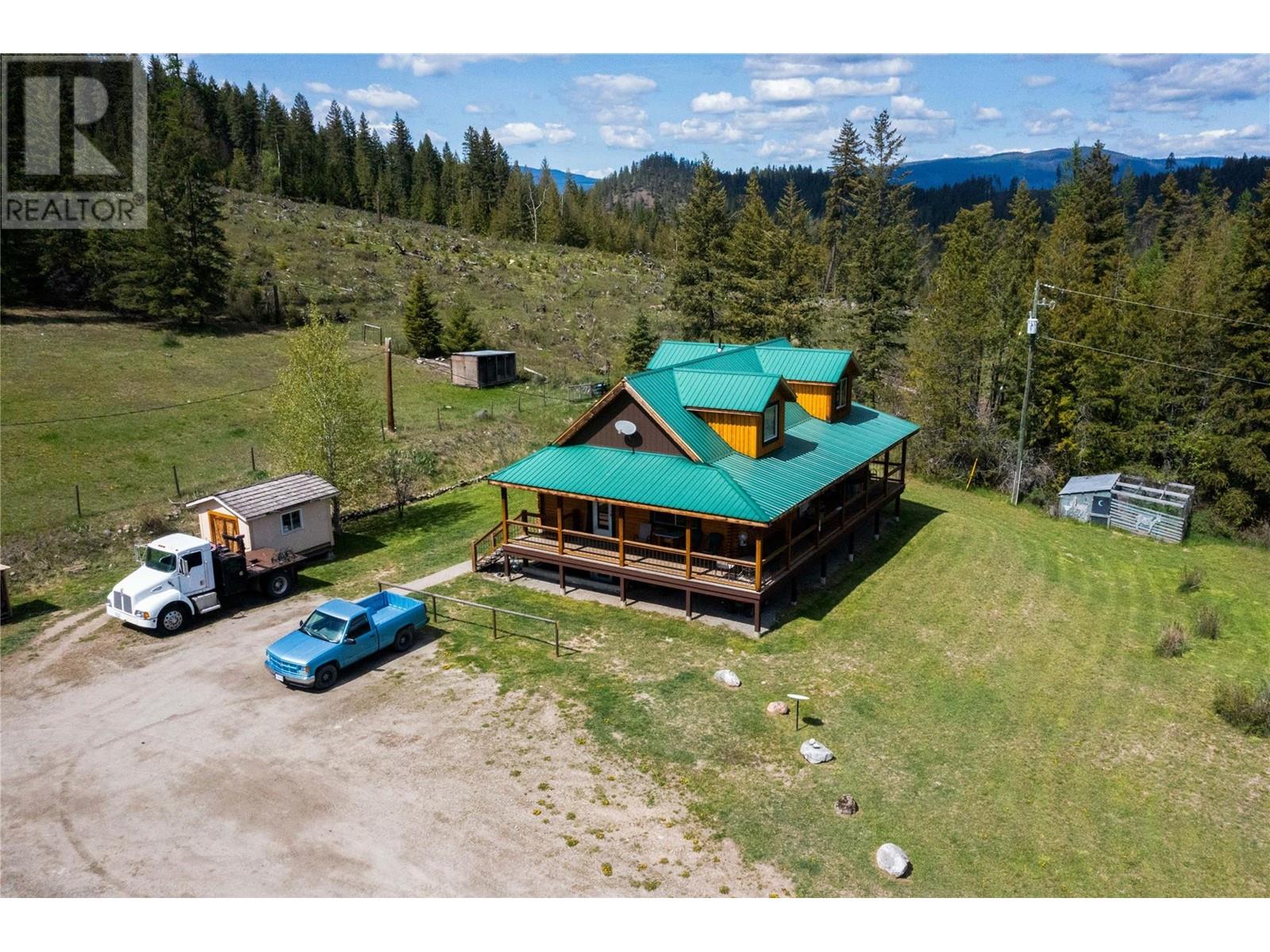 102 Gibson Road, Lumby, British Columbia  V0E 2G1 - Photo 2 - 10346384