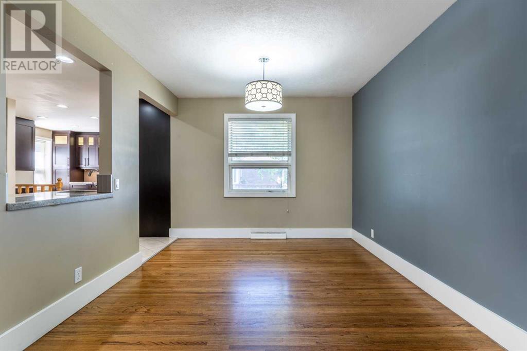 Property at 604 61 Avenue SW image 5