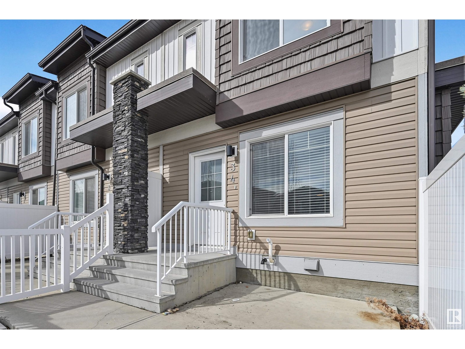 #34 2215 24 St Nw, Edmonton, Alberta  T6T 1A6 - Photo 1 - E4434612