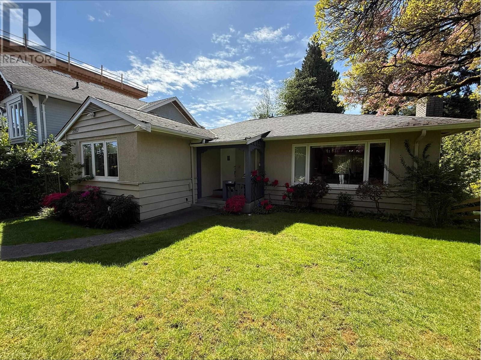 5951 Dunbar Street, Vancouver, British Columbia  V6N 1W8 - Photo 3 - R2997910