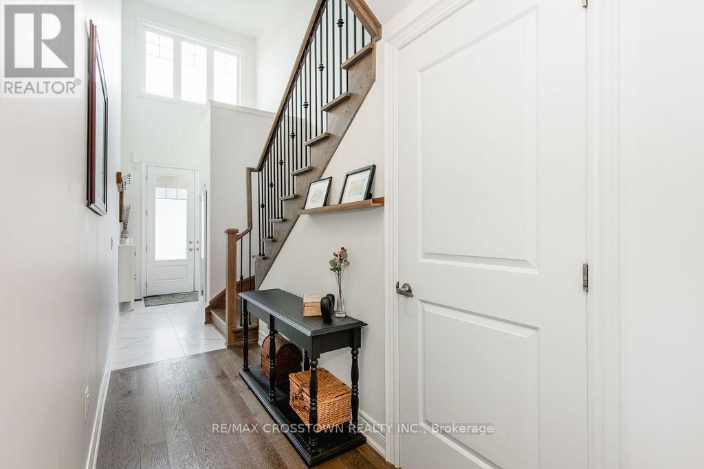 Property at 17 CLEAR SPRING AVENUE image 4