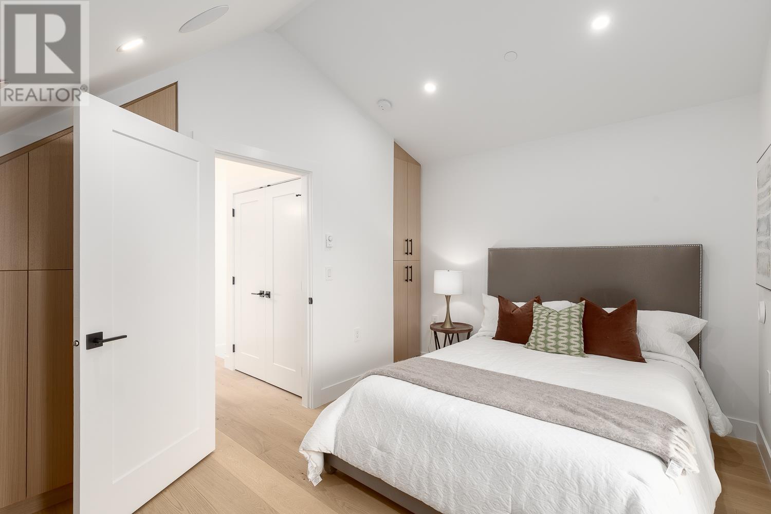 1 1166 E 11th Avenue, Vancouver, British Columbia  V5T 2G3 - Photo 20 - R2998456