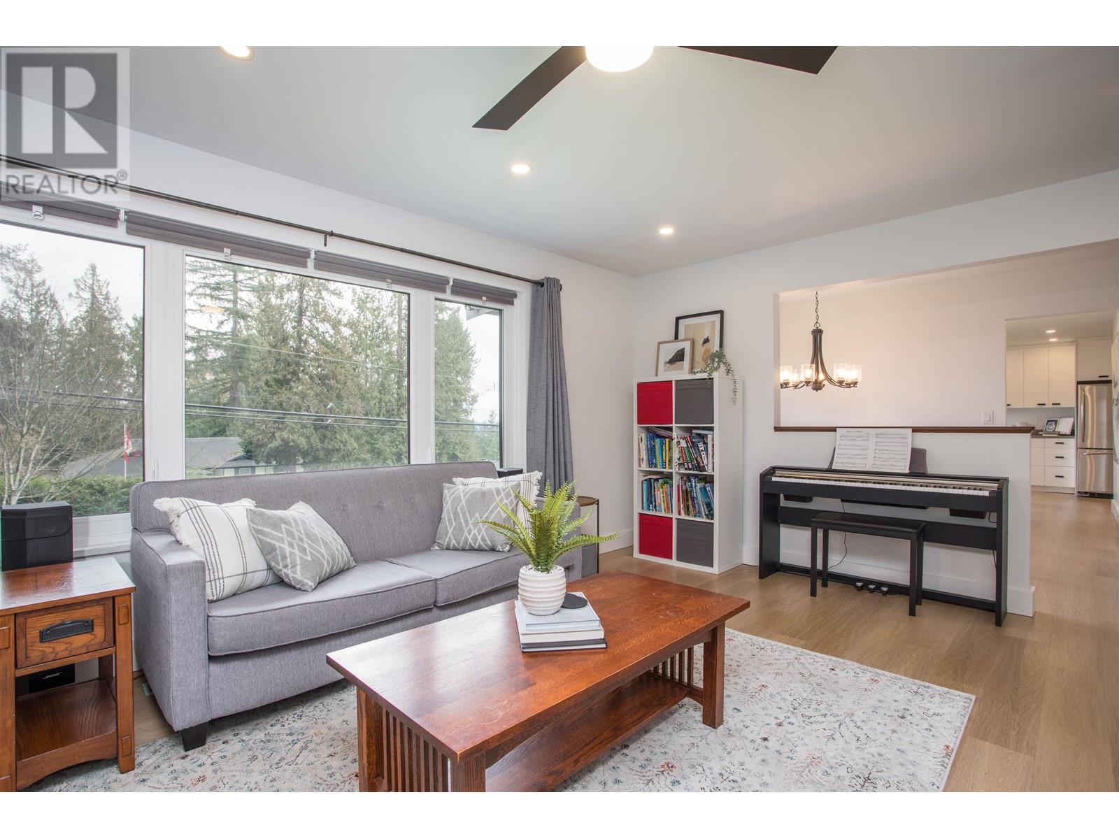 Property at 1671 MOUNTAIN HIGHWAY image 4