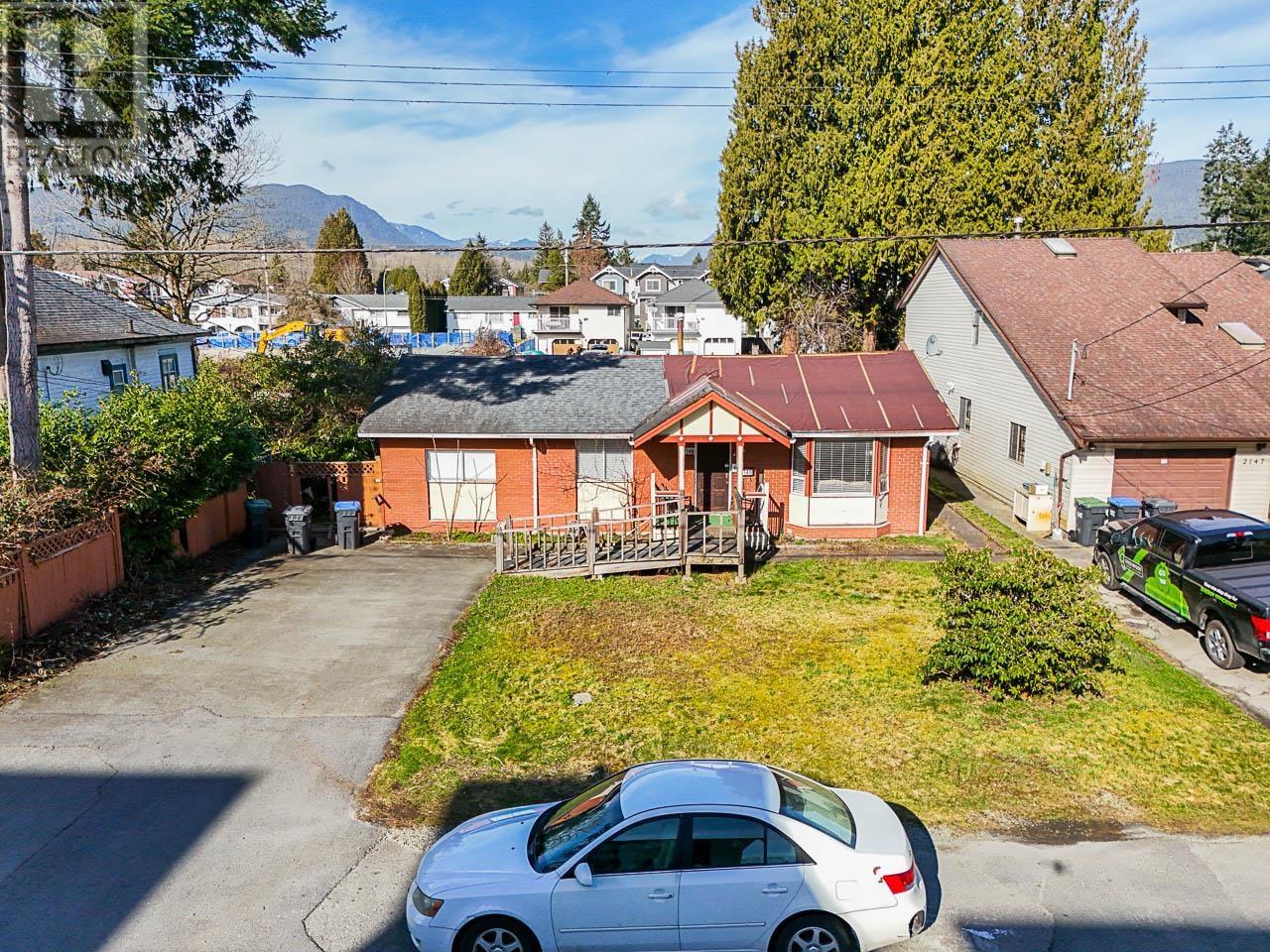 Property at 2149 GRANT AVENUE image 3