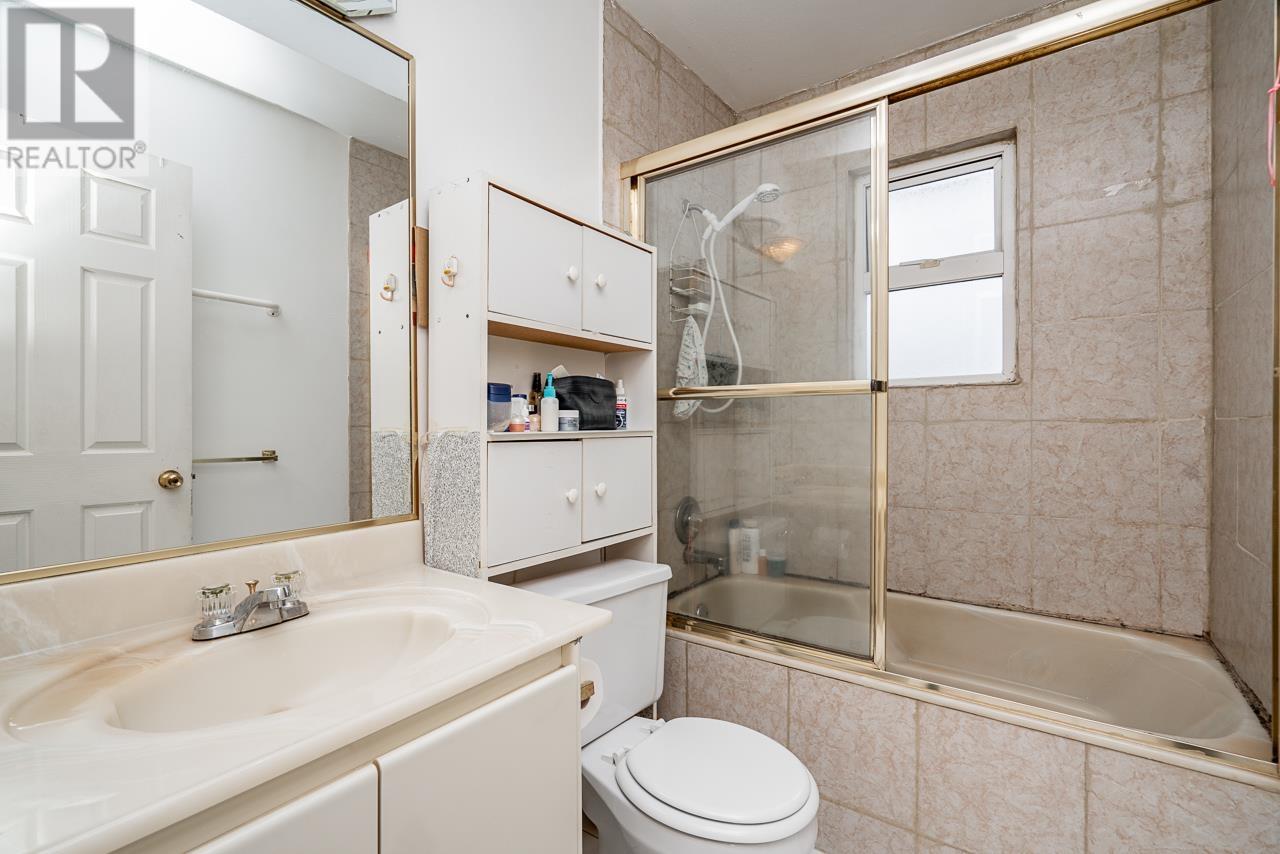 3288 School Avenue, Vancouver, British Columbia  V5R 5N5 - Photo 14 - R2997924