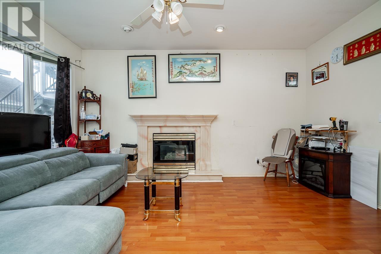 3288 School Avenue, Vancouver, British Columbia  V5R 5N5 - Photo 9 - R2997924