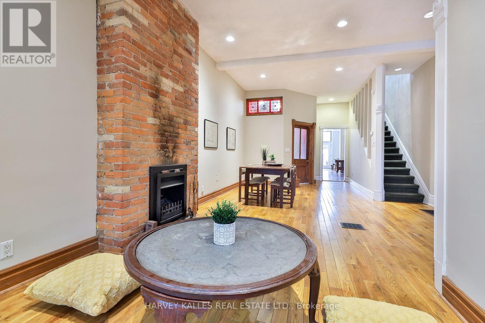 33 Clinton Street, Toronto, Ontario  M6J 2N9 - Photo 12 - C12124978