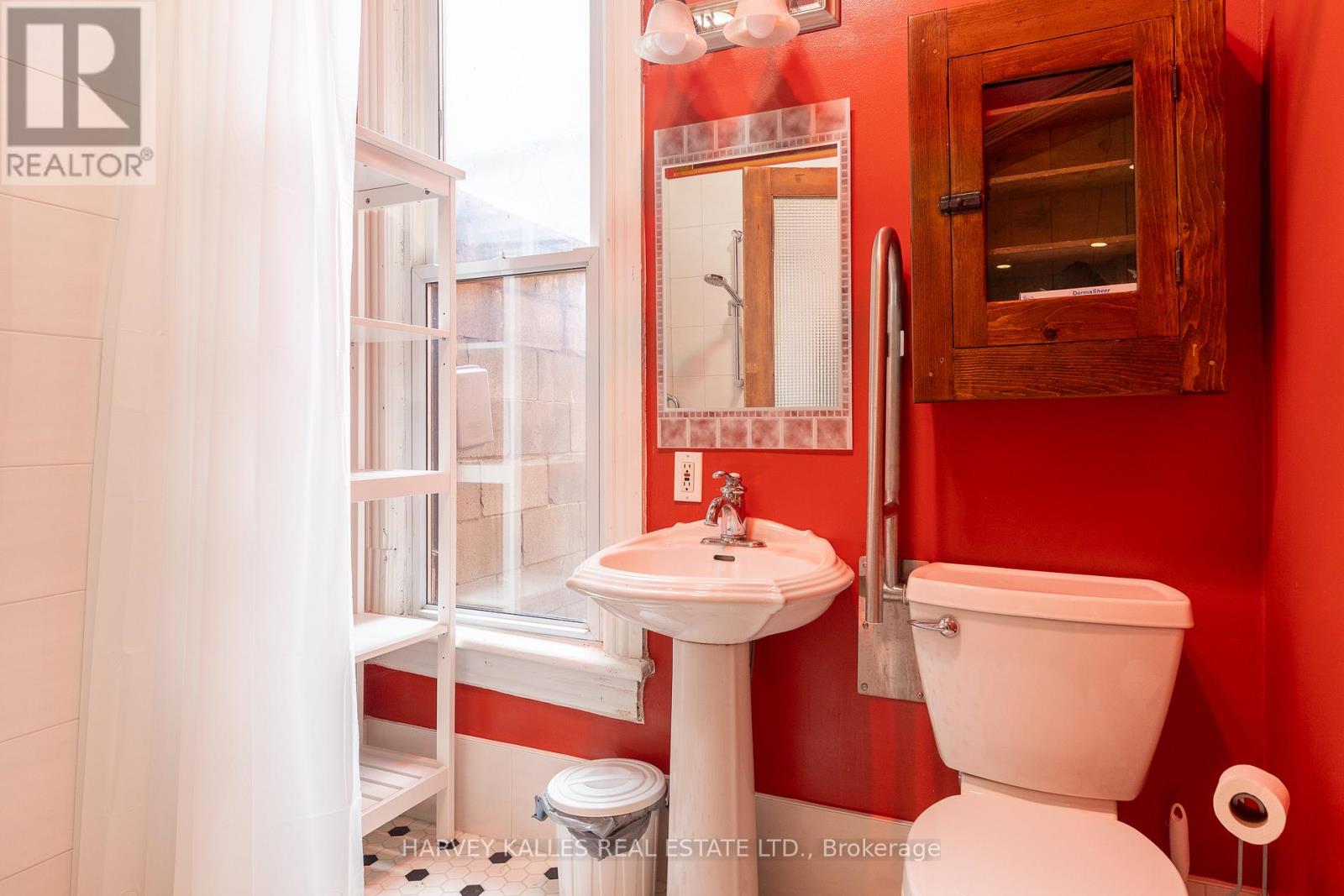 33 Clinton Street, Toronto, Ontario  M6J 2N9 - Photo 32 - C12124978