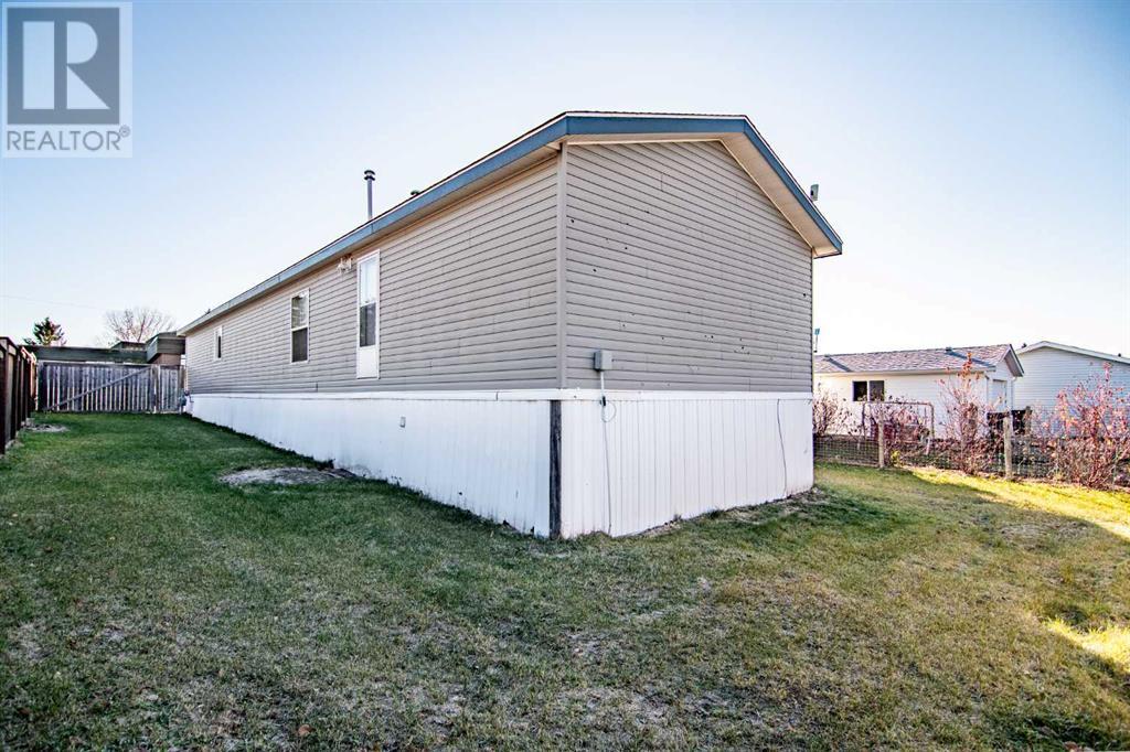 544 Queen Street, Elnora, Alberta  T0M 0Y0 - Photo 33 - A2214401