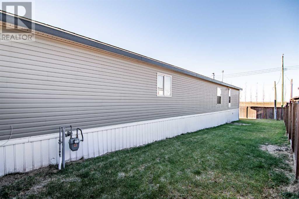 544 Queen Street, Elnora, Alberta  T0M 0Y0 - Photo 35 - A2214401