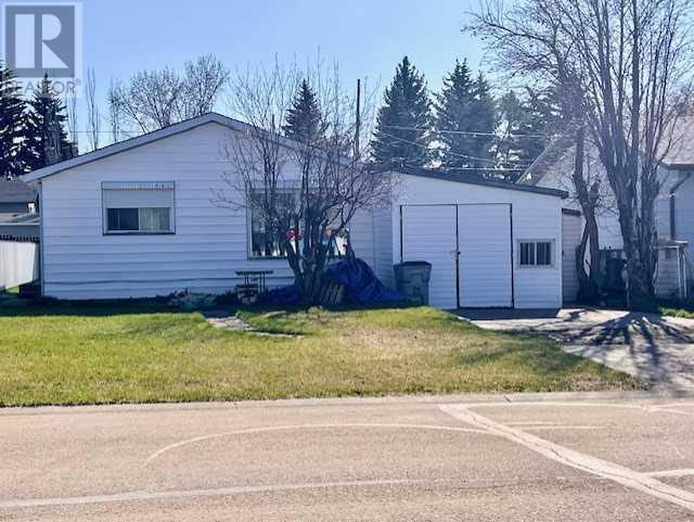 <h3>$120,000</h3><p>1713 10a Street, Wainwright, Alberta</p>