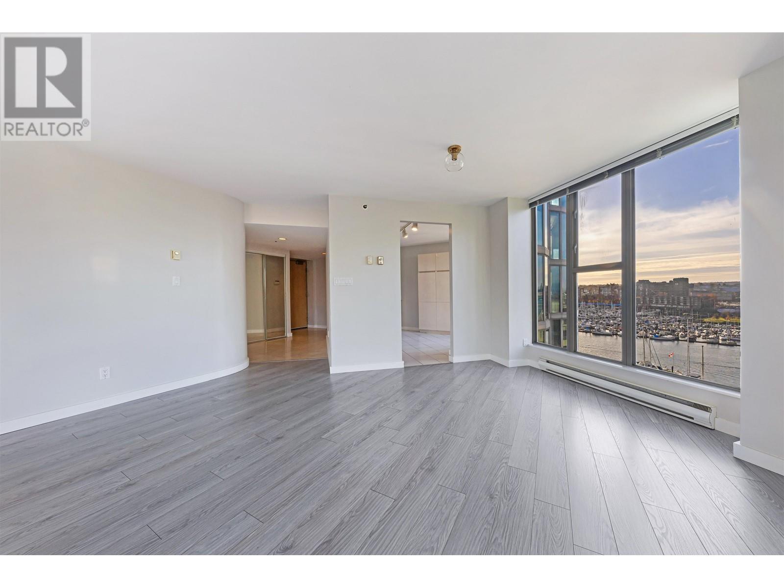 Listing Picture 12 of 30 : 805 1000 BEACH AVENUE, Vancouver / 溫哥華 - 魯藝地產 Yvonne Lu Group - MLS Medallion Club Member