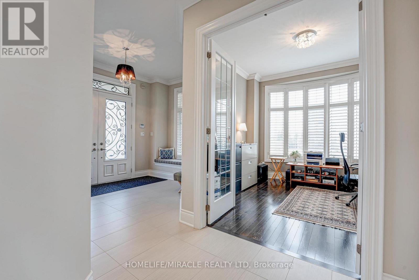 2 Stanton Avenue, Vaughan, Ontario  L4H 0V3 - Photo 6 - N12125913