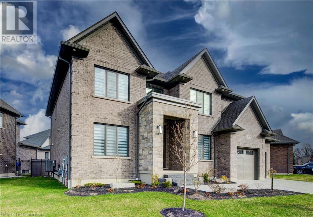 47 Pioneer Ridge Drive, Kitchener, Ontario  N2P 0G6 - Photo 2 - 40704253