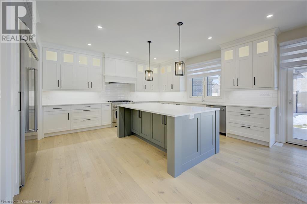47 Pioneer Ridge Drive, Kitchener, Ontario  N2P 0G6 - Photo 20 - 40704253