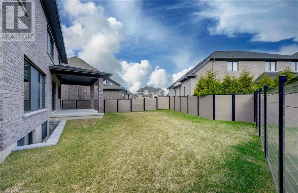 47 Pioneer Ridge Drive, Kitchener, Ontario  N2P 0G6 - Photo 44 - 40704253