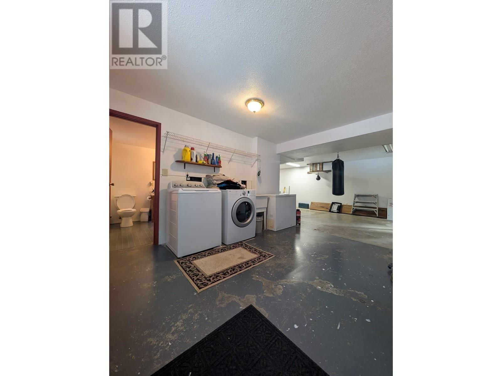 276 Westcoast Road, Williams Lake, British Columbia  V2G 4Z5 - Photo 14 - R2971565