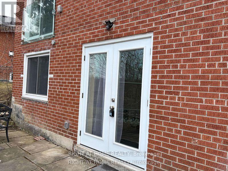 W/out Basement - 35 Troutbrooke Drive, Toronto (Downsview-Roding-Cfb), Ontario  M3M 1S6 - Photo 11 - W12125909