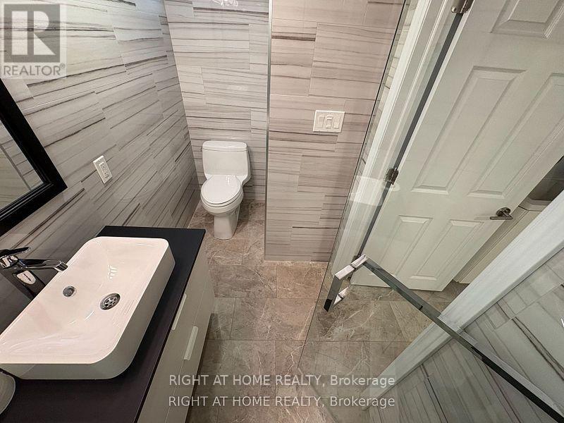 W/out Basement - 35 Troutbrooke Drive, Toronto (Downsview-Roding-Cfb), Ontario  M3M 1S6 - Photo 6 - W12125909
