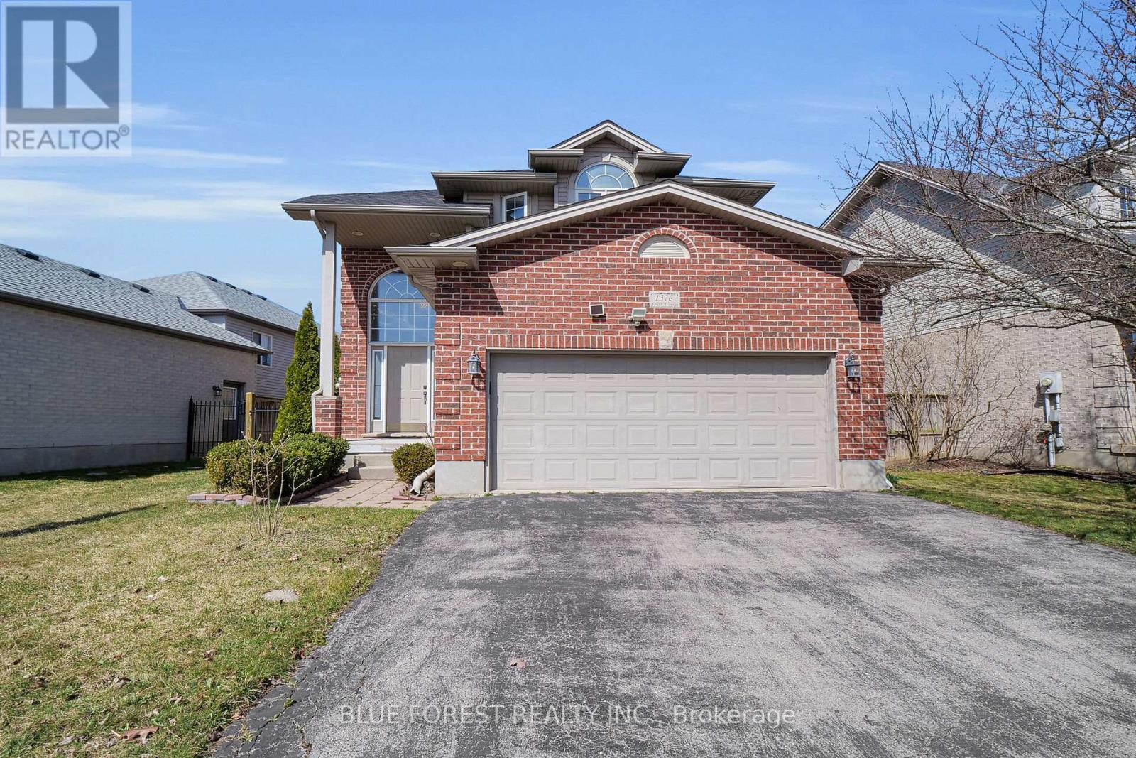Property at 1376 SOUTH WENIGE DRIVE image 1