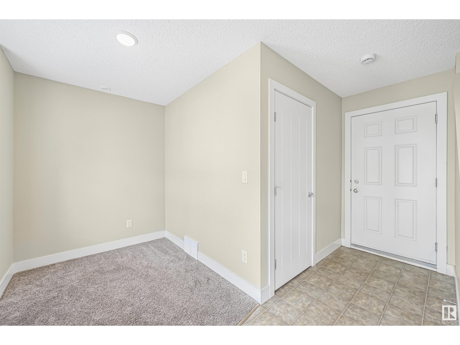 Property at #102 804 WELSH DR SW image 4