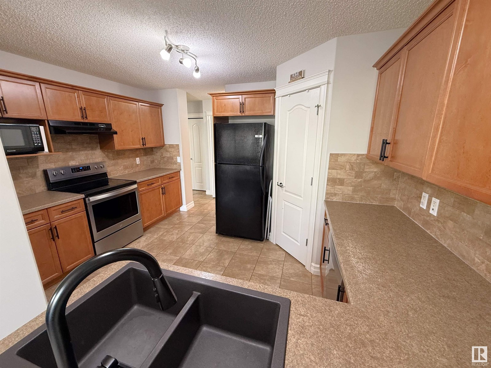14 Spring Grove Cr, Spruce Grove, Alberta  T7X 0E7 - Photo 15 - E4434618