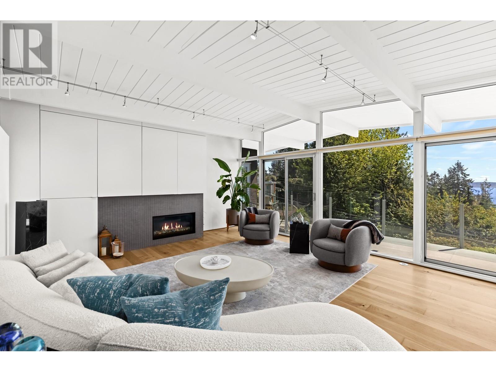 4045 Bayridge Avenue, West Vancouver, British Columbia  V7V 3J9 - Photo 8 - R2995202