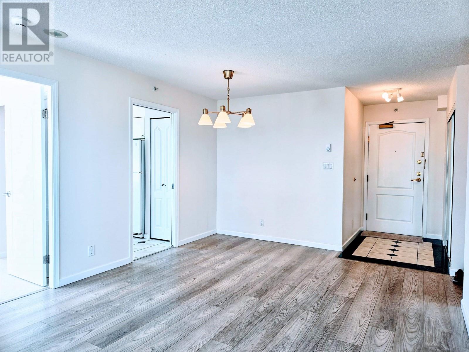 702 6191 Buswell Street, Richmond, British Columbia  V6Y 4C4 - Photo 5 - R2995637