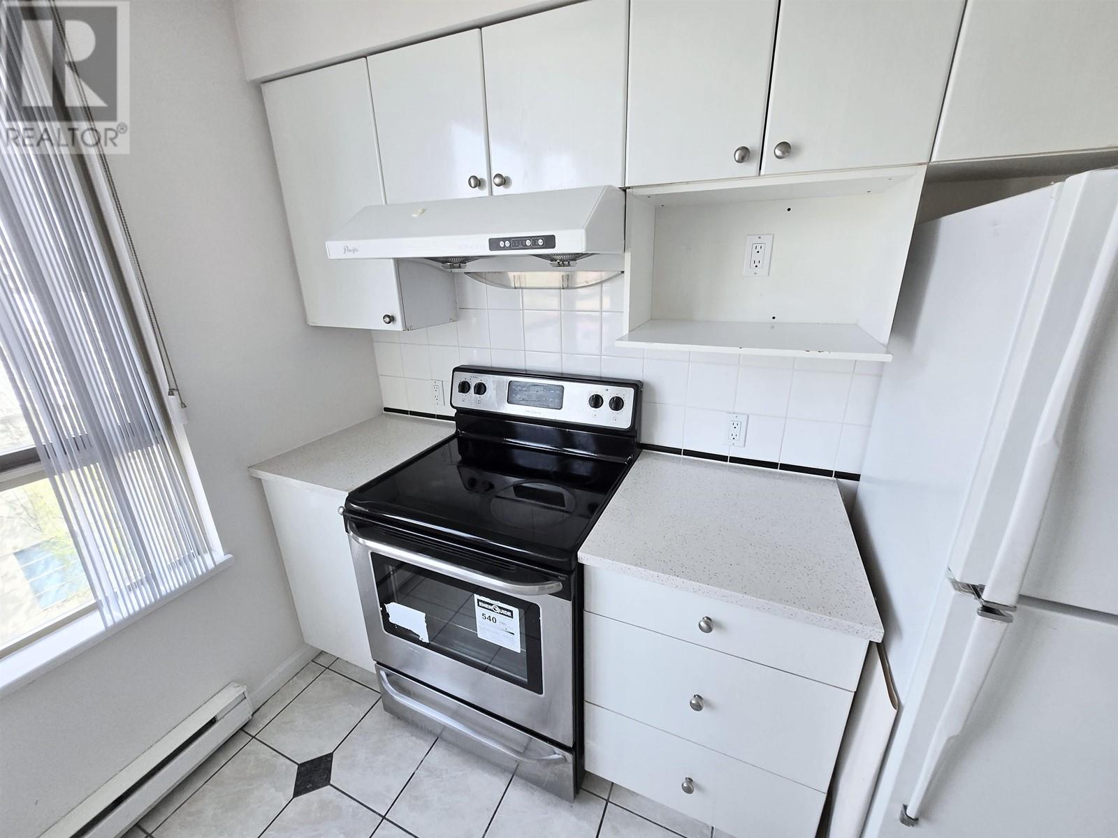 702 6191 BUSWELL STREET, Richmond real estate listing R2995637 for sale