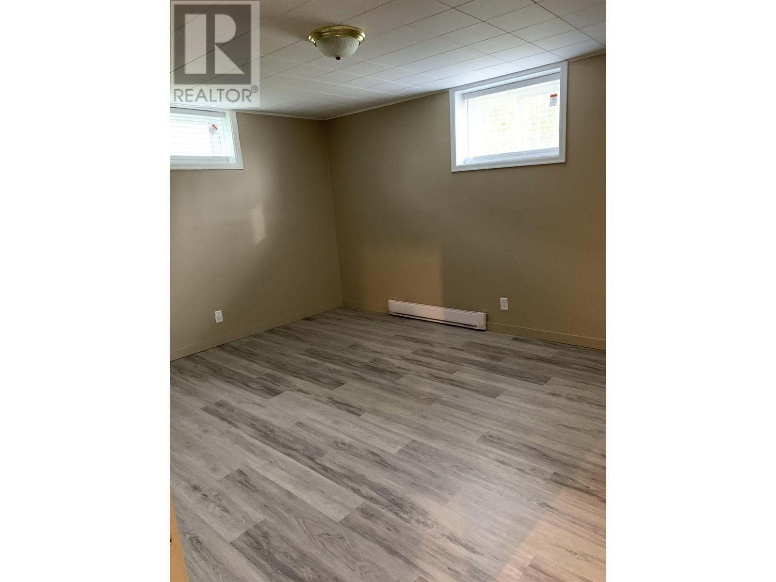 300 8th Avenue, Burns Lake, British Columbia  V0J 1E0 - Photo 15 - R2998343