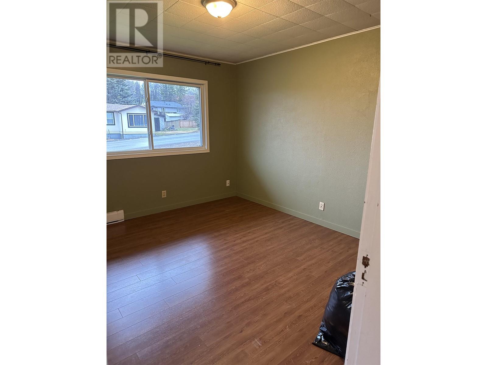 300 8th Avenue, Burns Lake, British Columbia  V0J 1E0 - Photo 7 - R2998343
