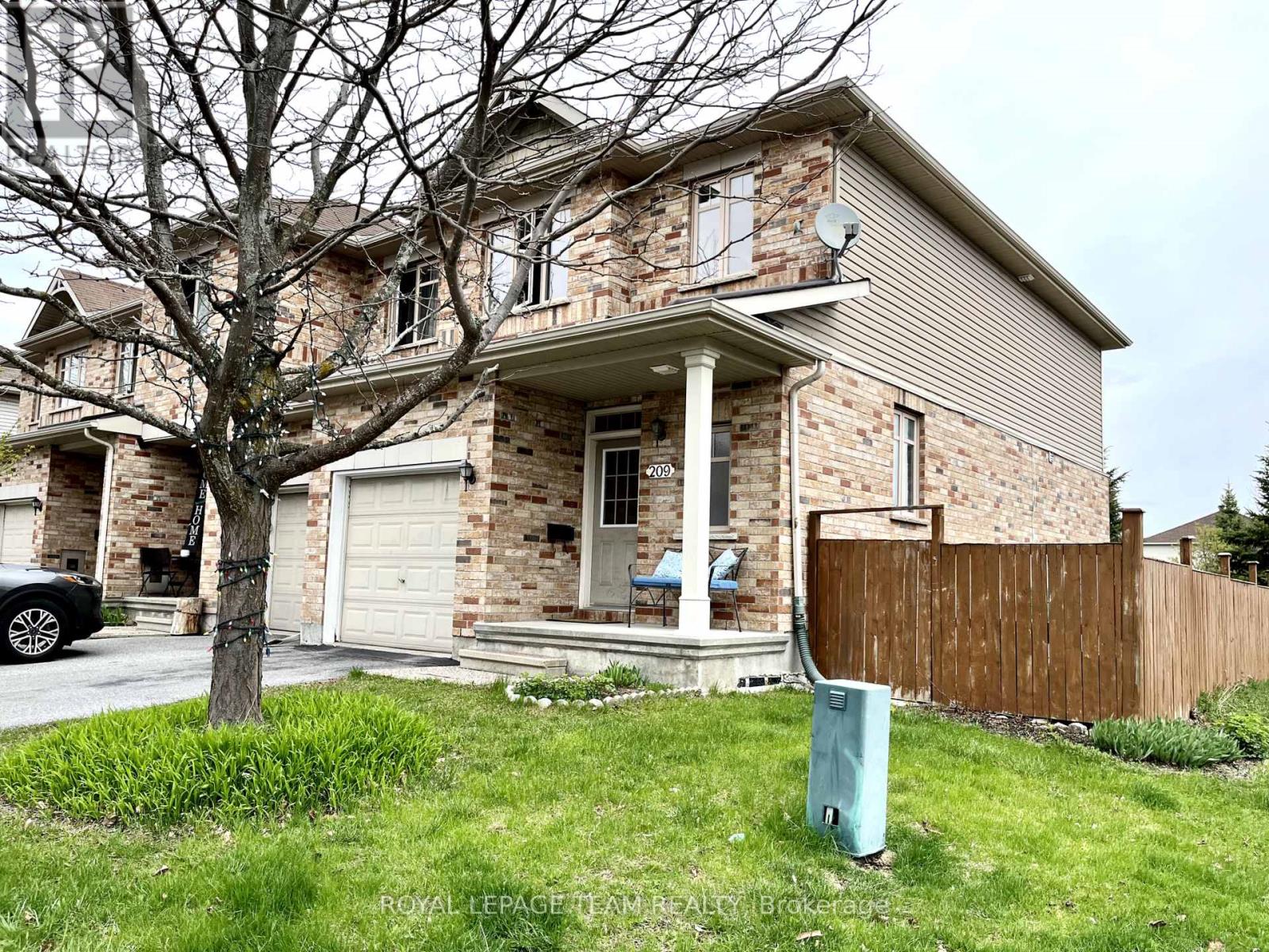 209 Hornchurch Lane, Ottawa, Ontario  K2J 5J5 - Photo 2 - X12125971