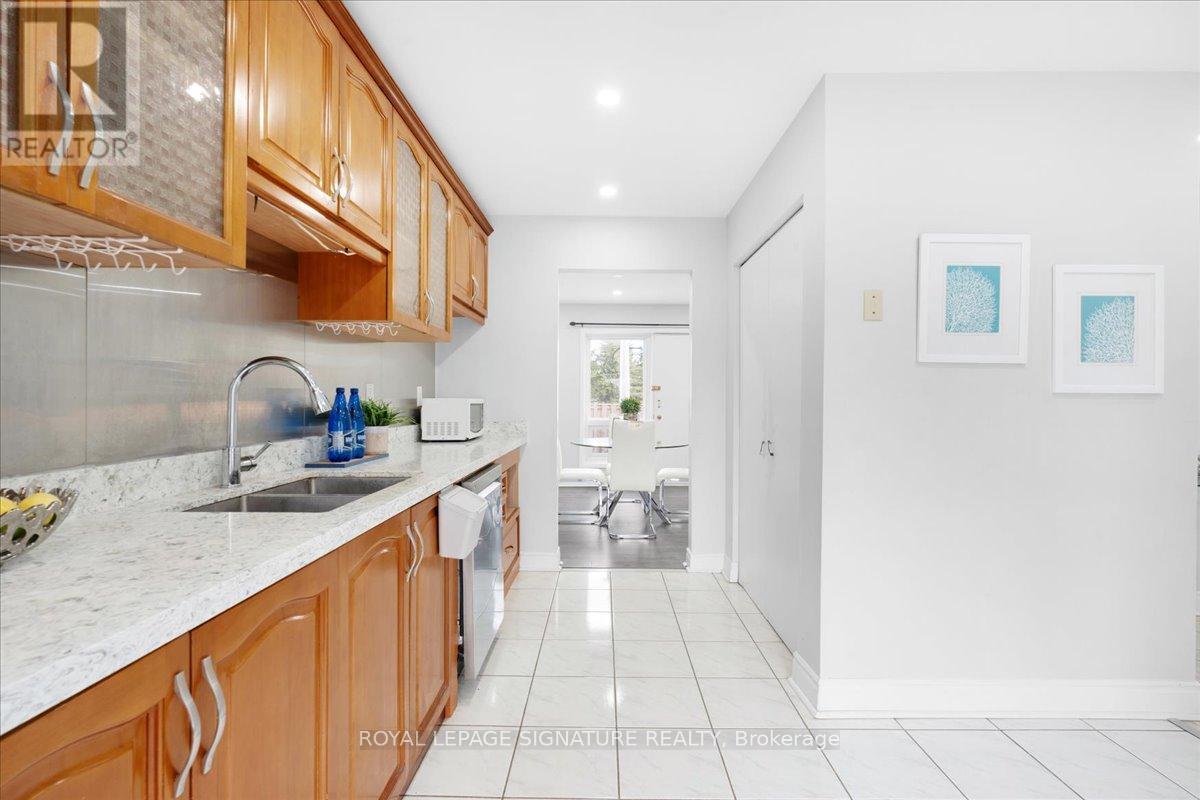 11 - 2 Liszt Gate, Toronto (Hillcrest Village), Ontario  M2H 1G7 - Photo 10 - C12125936