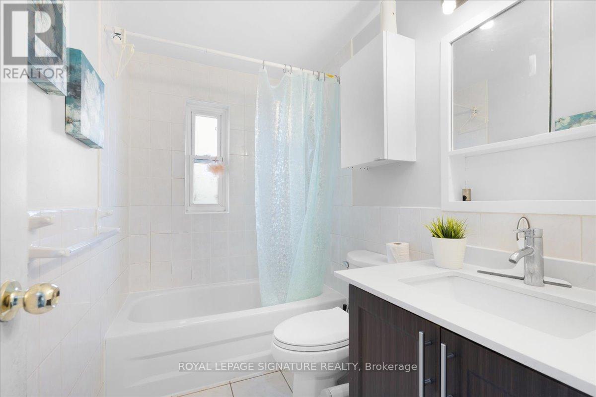 11 - 2 Liszt Gate, Toronto (Hillcrest Village), Ontario  M2H 1G7 - Photo 21 - C12125936