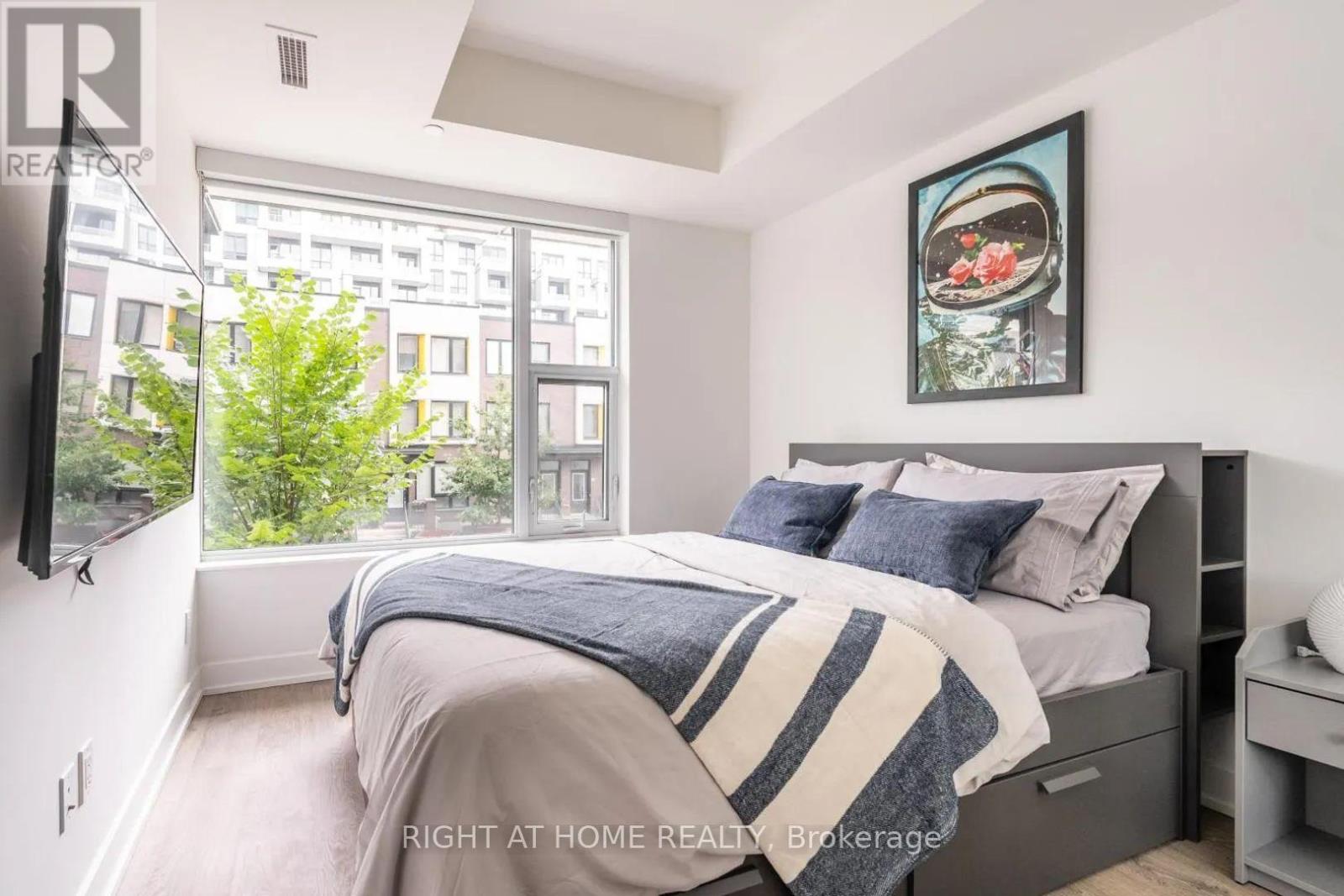 115 - 80 Vanauley Street, Toronto, Ontario  M5T 0C9 - Photo 8 - C12125937