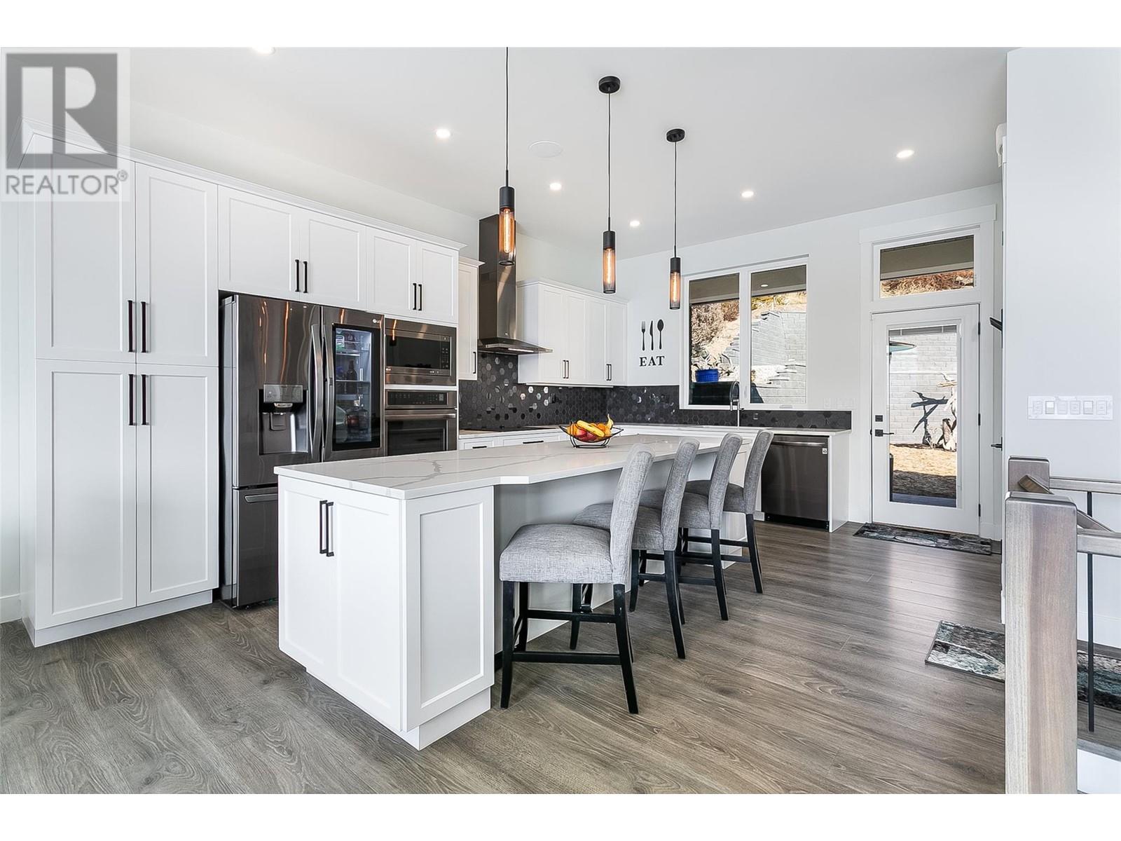 Property at 1296 Menu Road image 3