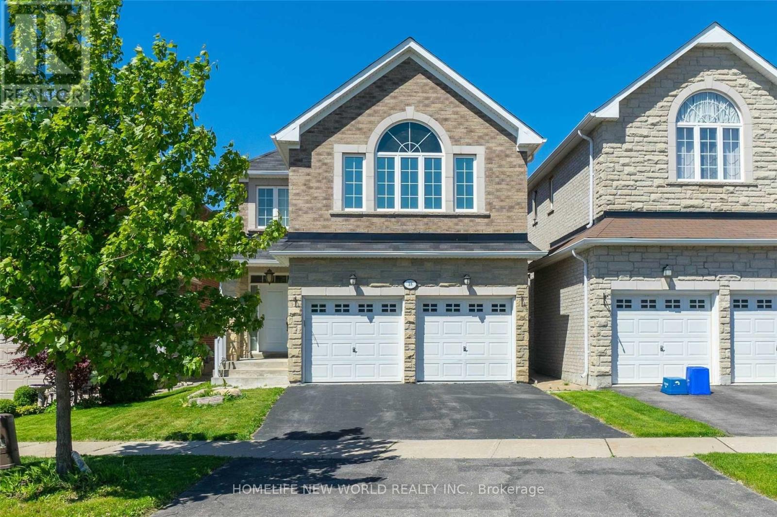 18 DANPATRICK DRIVE, Richmond Hill, Ontario