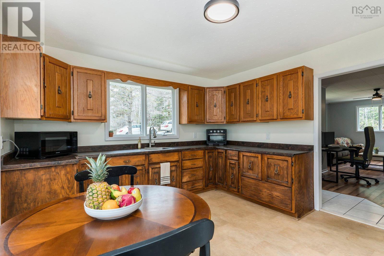 3 Roland Avenue, Timberlea, Nova Scotia  B3T 1G9 - Photo 7 - 202509761
