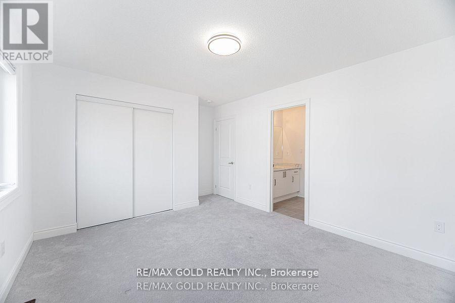 7 Middleton Drive, Wasaga Beach, Ontario  L9Z 0L1 - Photo 29 - S12125975