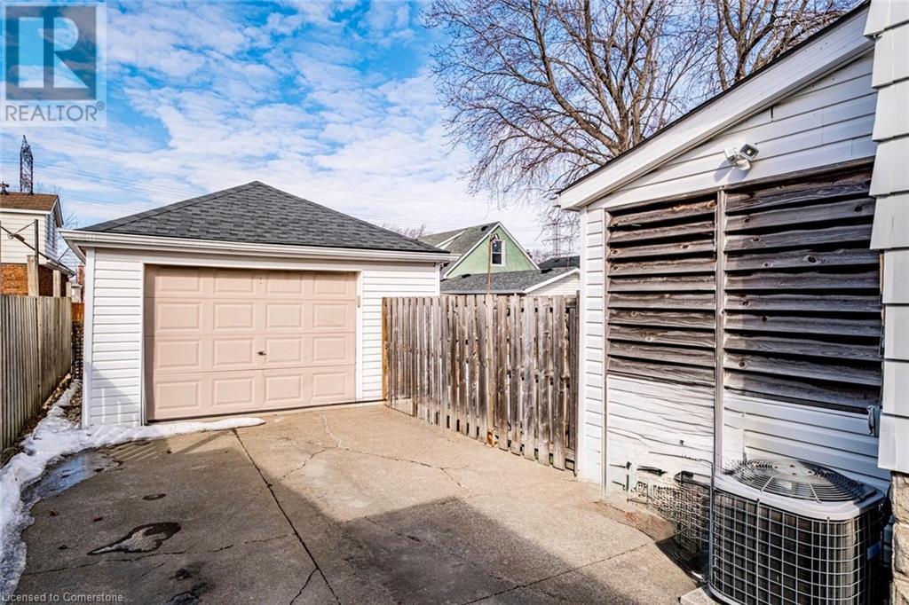 Property at 134 CRAIGROYSTON Road image 2