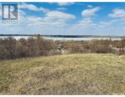 338 Green Avenue, Regina Beach, Ca