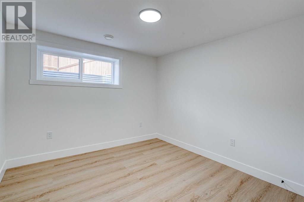 199 Westview Drive Sw, Calgary, Alberta  T3C 2S3 - Photo 32 - A2217096