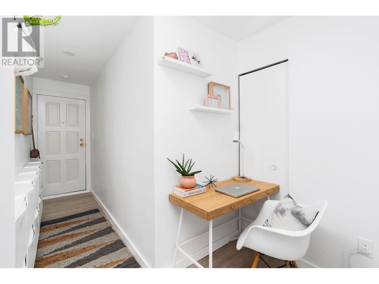 311 1363 Clyde Avenue, West Vancouver, British Columbia  V7T 2W9 - Photo 17 - R2977631